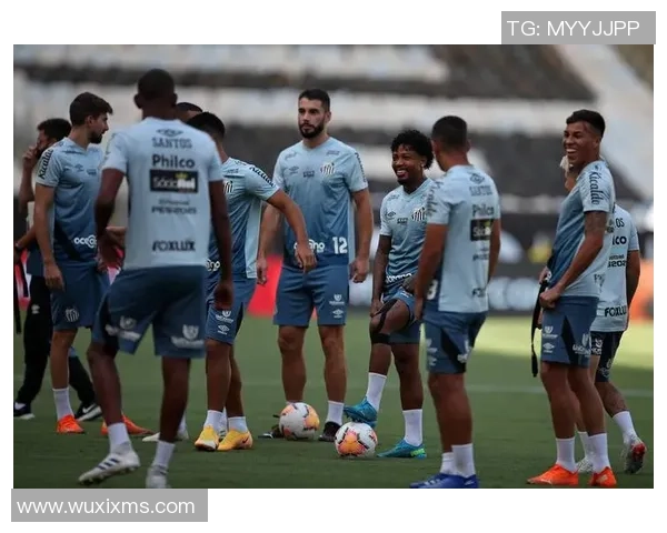 自由杯激战桑托斯对决保地花争夺晋级名额的精彩对抗